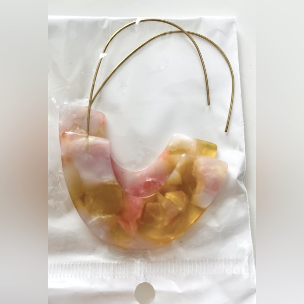 Gold and Pink Marbled Earrings